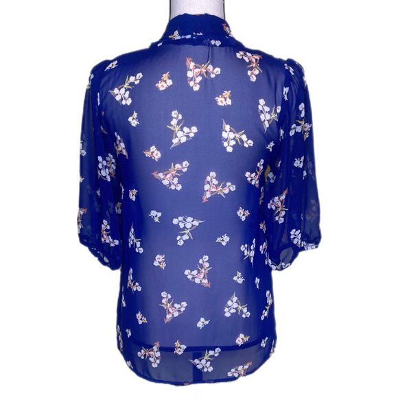 Everly Women's Navy 3/4 Sleeve Patterned Blouse w/Front Tie at Neckline Size XS - Picture 3 of 6
